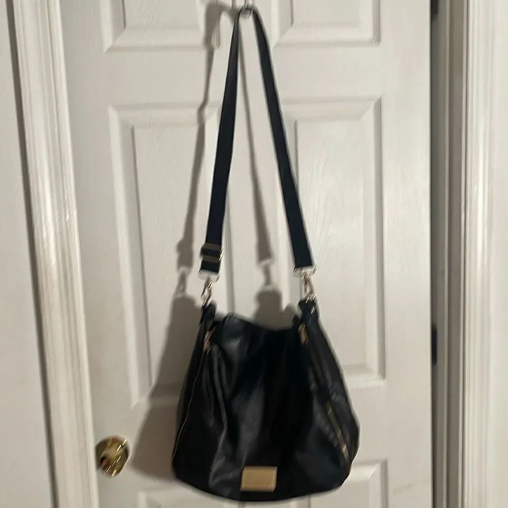 Juicy Couture Los Angeles BLK Leather Crossbody Bag